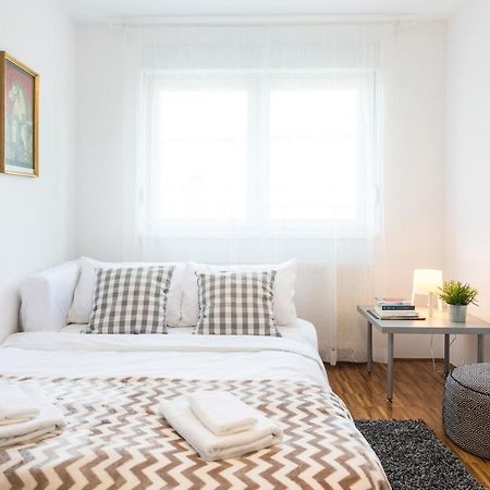Spacious 2Bdr Apartment - Free Parking Zagreb Eksteriør bilde