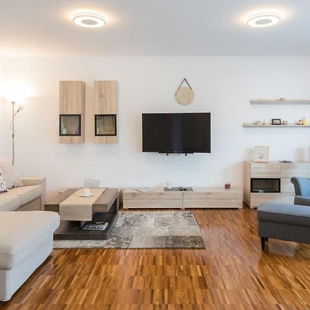 Spacious 2Bdr Apartment - Free Parking Zagreb Eksteriør bilde