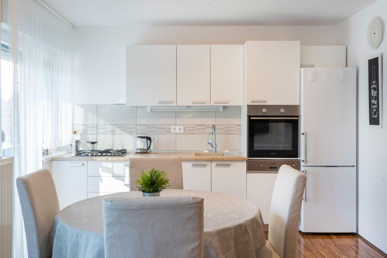 Spacious 2Bdr Apartment - Free Parking Zagreb Eksteriør bilde