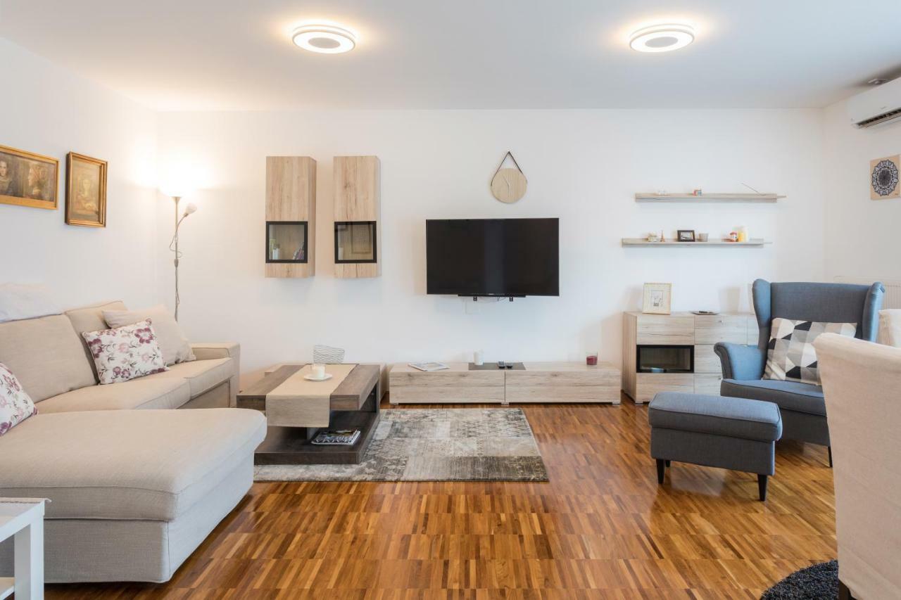 Spacious 2Bdr Apartment - Free Parking Zagreb Eksteriør bilde